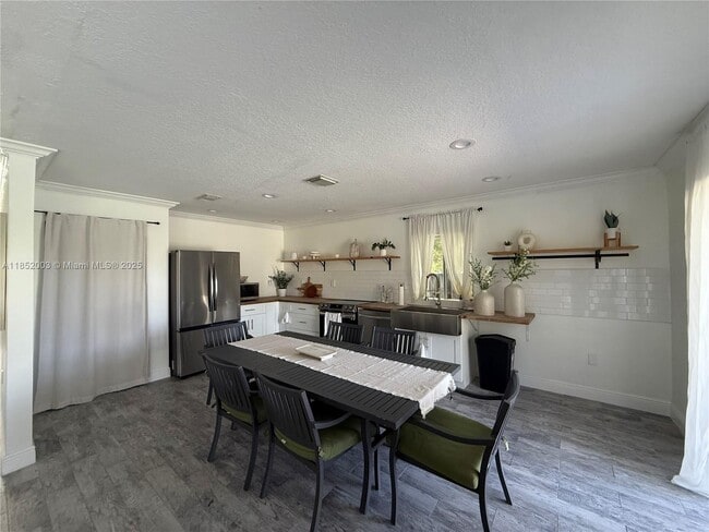 Foto del edificio - 4041 SW 148th Pl