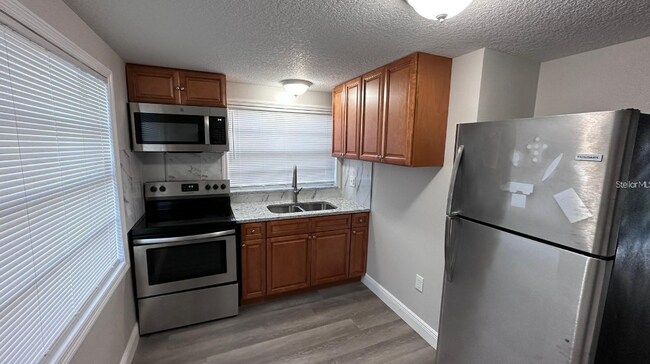 Building Photo - Available for move-in on September 5th.