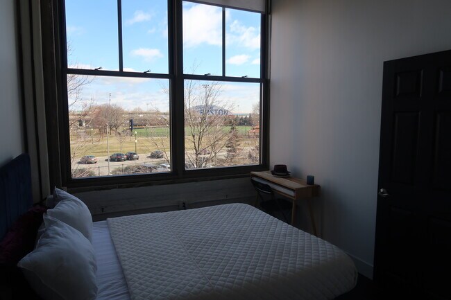 Foto del edificio - 156 Porter St