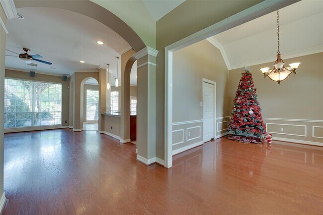 Foto del edificio - 5206 Avondale Dr