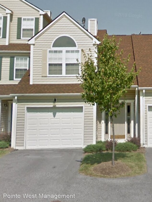 Primary Photo - 525 Falling Branch Rd