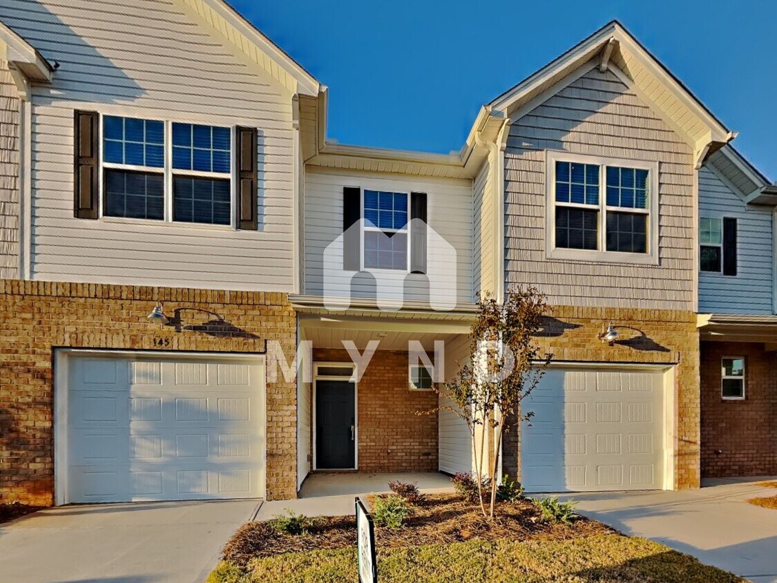 Foto principal - 145 Eagle Chase Dr