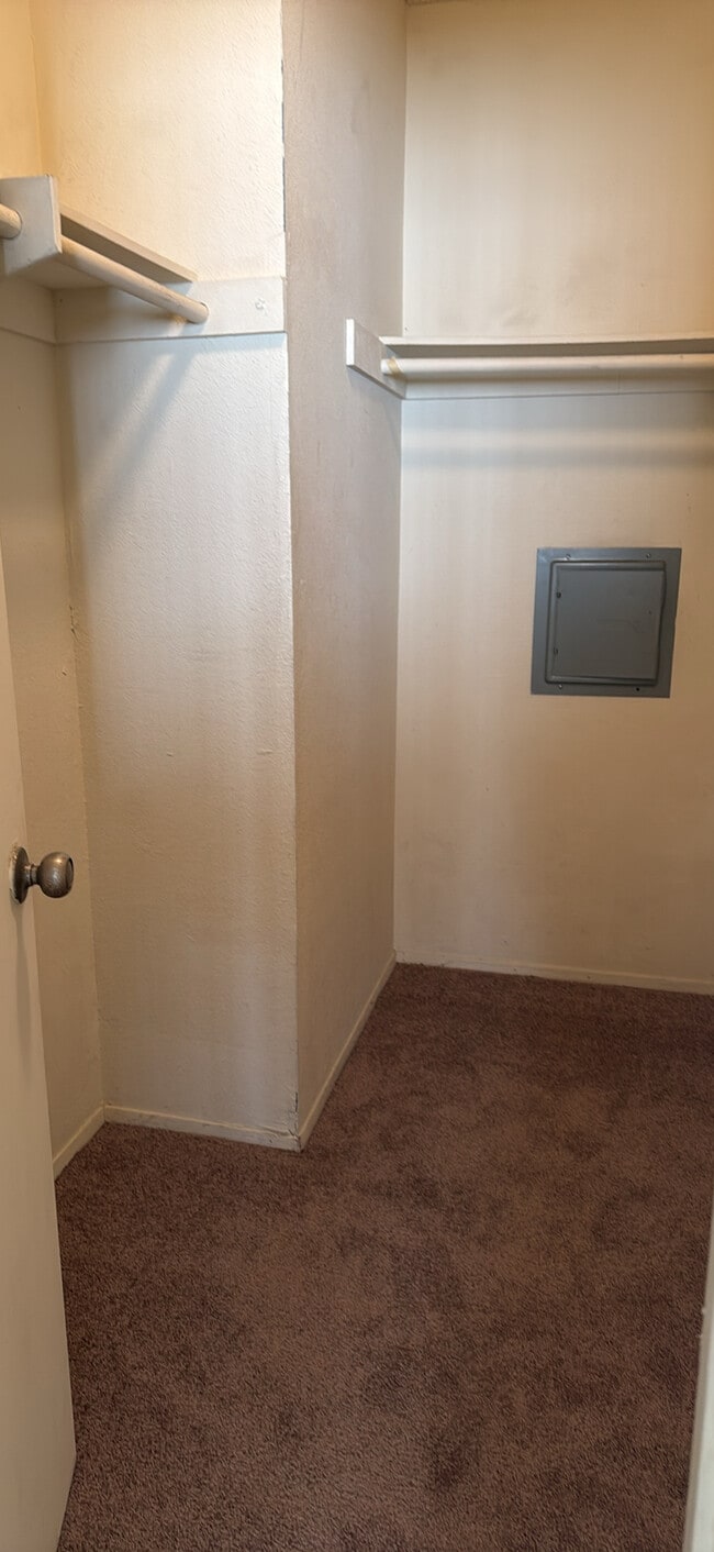 Building Photo - 3854 46th St