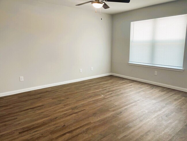 Foto del edificio - 350 Rd 5105