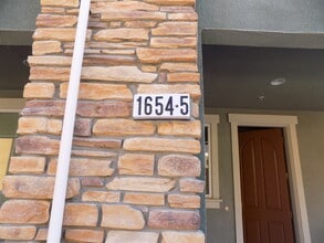 Building Photo - 1654 Latitude Dr