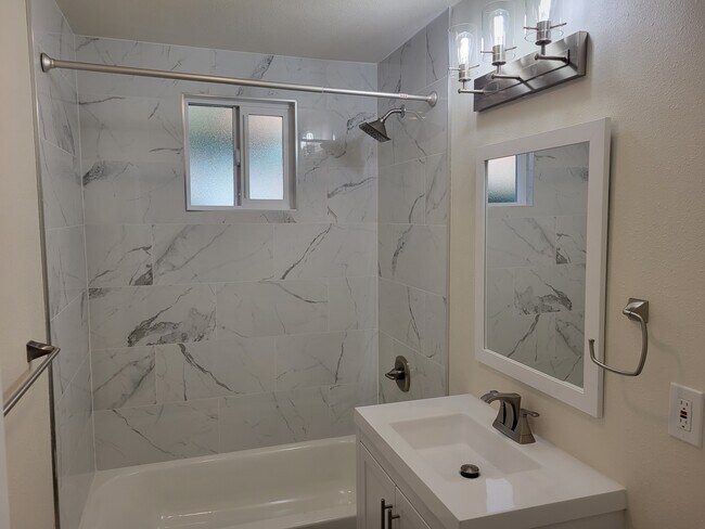 Foto del edificio - 303 Ohio St