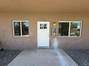 Building Photo - 1518 E Hedrick Dr