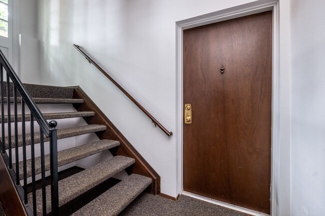 Interior Photo - Hartford Place