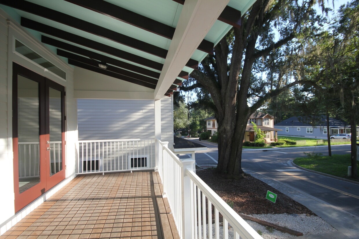 Foto principal - Luxury 4 Bed / 4 Bath Bungalow Cottage -- ...