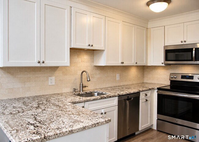 Foto del edificio - 2289 Bedford St