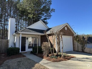 Building Photo - 2661 Laurel Ln NW