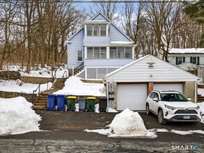 Building Photo - 91 Jewett St