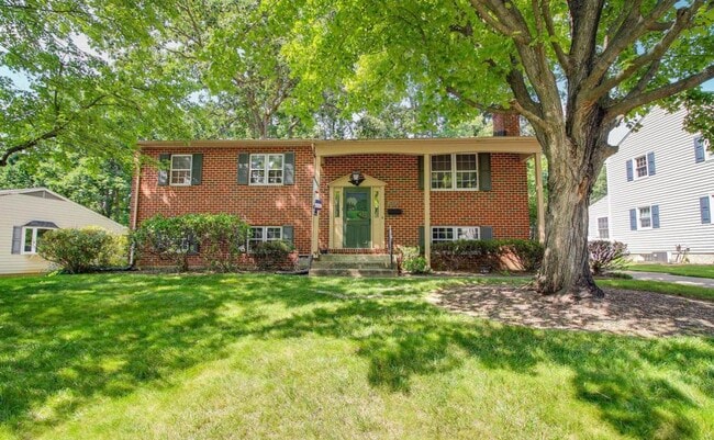 Foto del edificio - 1405 Pleasant Valley Dr