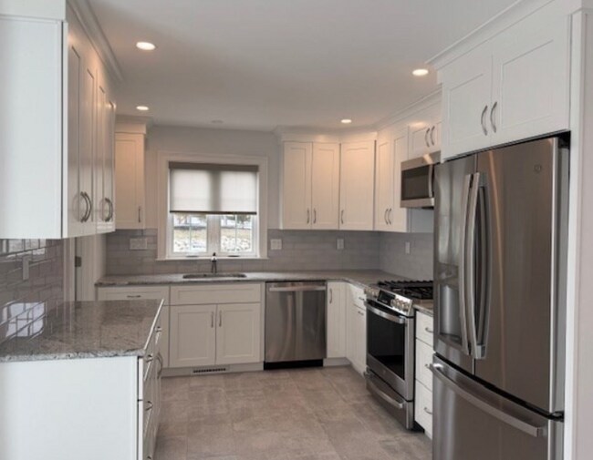 Foto del edificio - 78 Mountain Rd