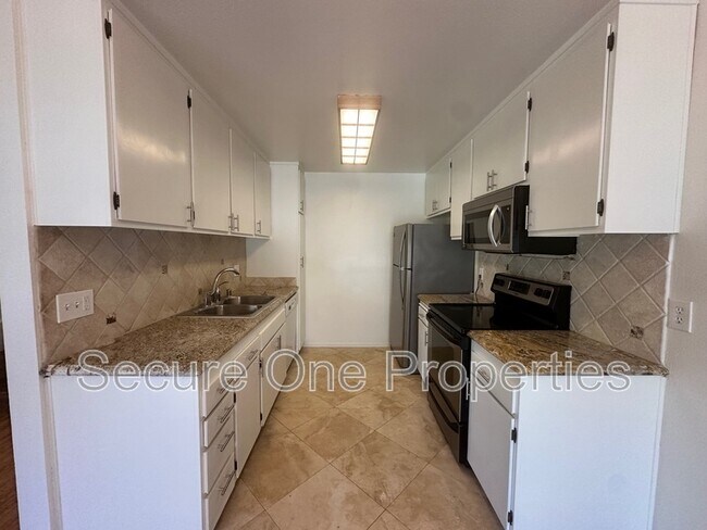 Building Photo - 1414 Ramona Dr
