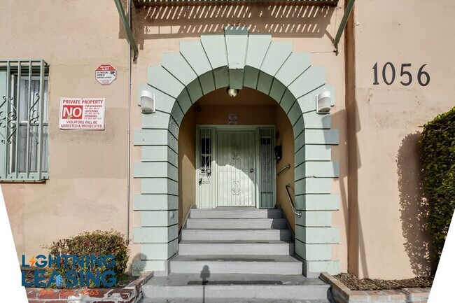 Foto del edificio - 1057 Normandie Ave