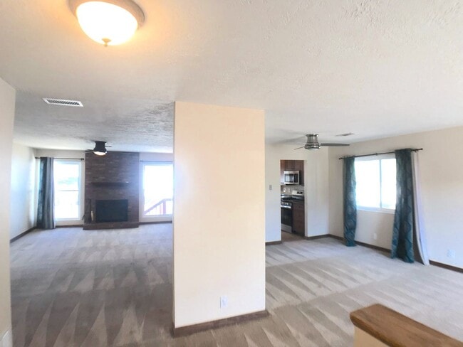 Building Photo - Spacious 4-Bedroom Home in the Desirable Candlelight Park Neighborhood – NE Heights!