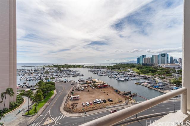 Foto del edificio - 1676 Ala Moana Blvd