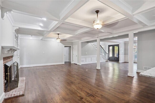 Foto del edificio - 8900 River Trace Dr