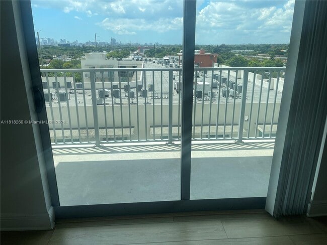 Building Photo - 140 S Dixie Hwy