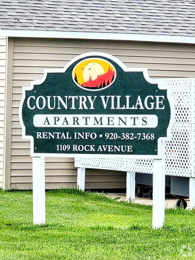 Building Photo - Country Village Apartments