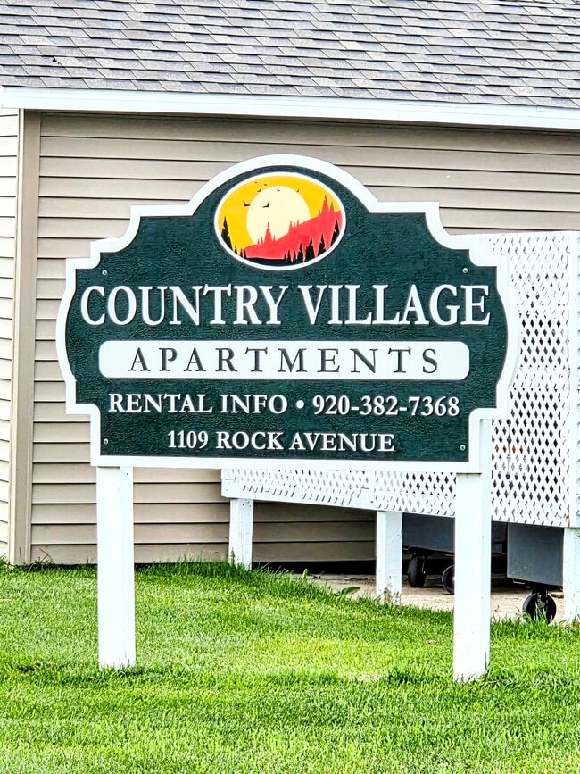 Building Photo - Country Village Apartments