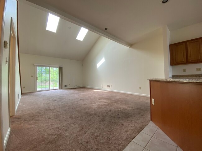 Photo - 106 Amber Ln (North Versailles, PA) Townhome