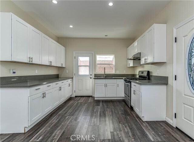 Building Photo - 13401 Jessica Dr