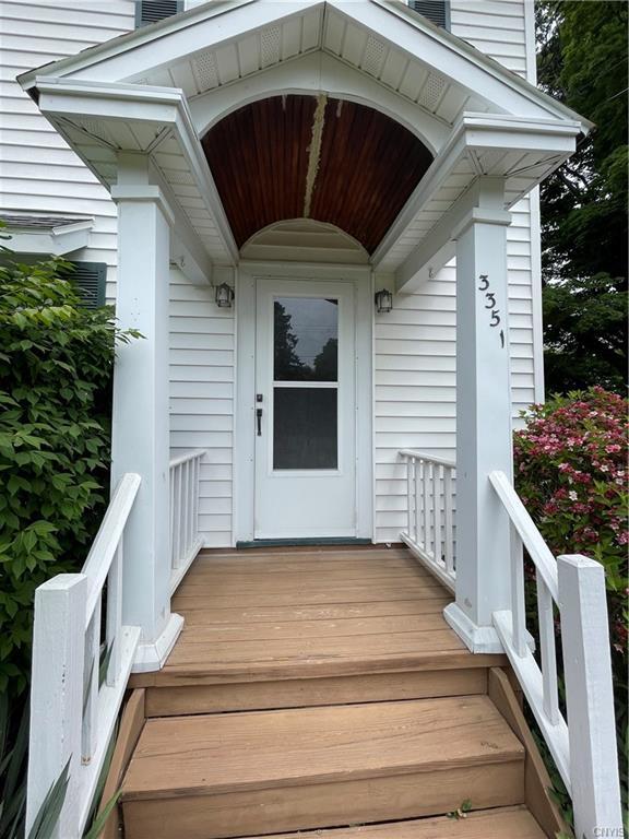 Foto del edificio - 3351 Howlett Hill Rd