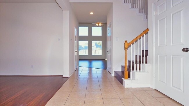 Building Photo - 11115 Lilac Manor Ct