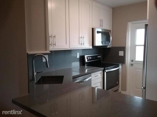 Building Photo - 2 br, 2 bath  - 1319 E Hillsboro Blvd