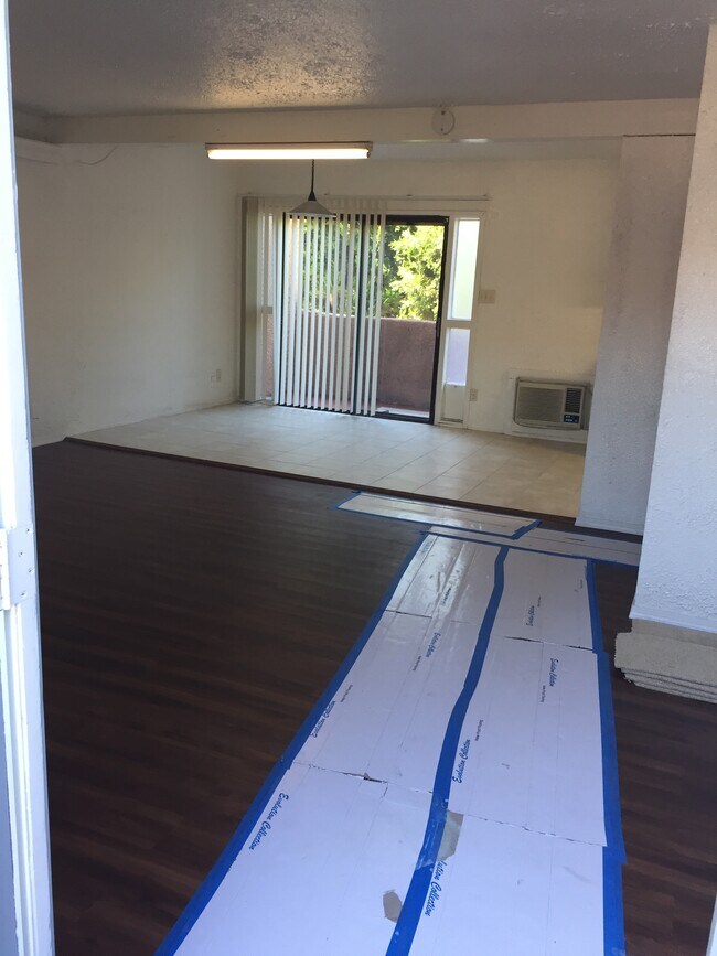 Foto del edificio - 401 Western Ave