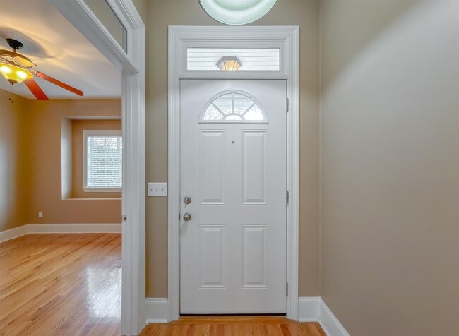 Foto del edificio - 1946 Sagebrook Dr