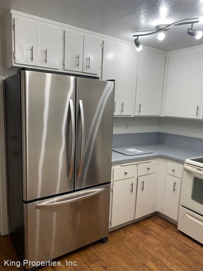 Foto del edificio - 3 br, 2.5 bath House - 3401 Bermuda Avenue...