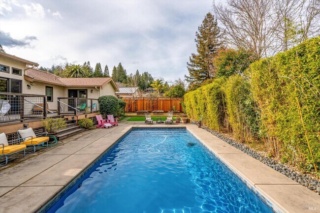 Foto del edificio - 1675 Sylvaner Ave