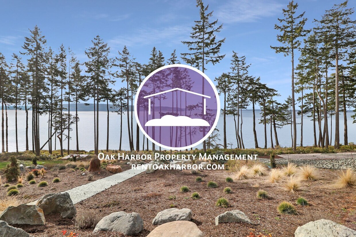 Foto principal - Luxury View Home - 3 Beds 3 Baths - 2 Offi...