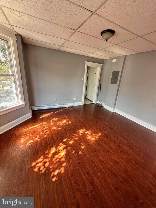 Building Photo - 21 N 9th St