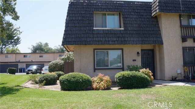 Building Photo - 10650 White Oak Dr