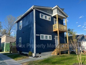 Building Photo - 2313 Owen St