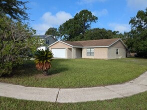 Building Photo - 5466 Pentail Cir