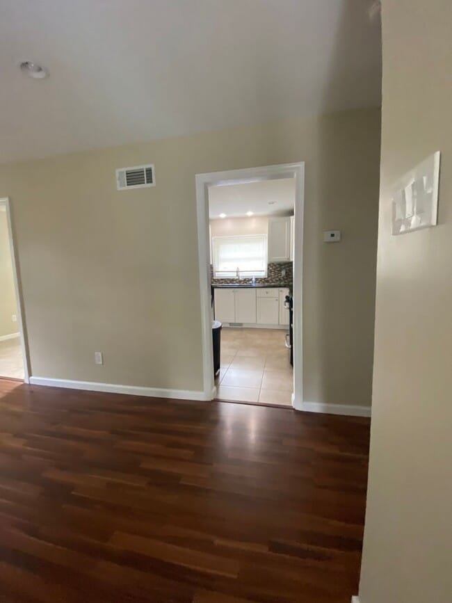 Building Photo - 241 Lafayette Ave