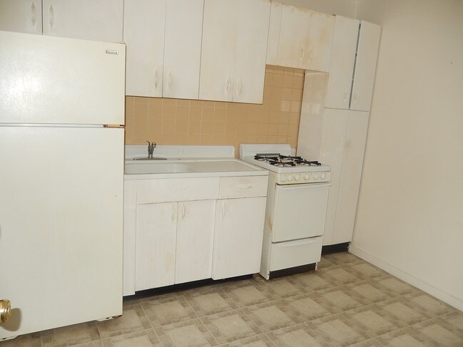 Foto del edificio - 2201 Inglewood Rd