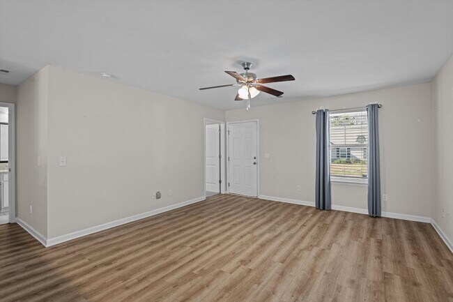 Building Photo - 297 Wahoo Cir