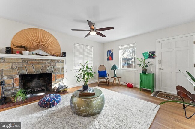 Foto del edificio - 601 Hanson Ave