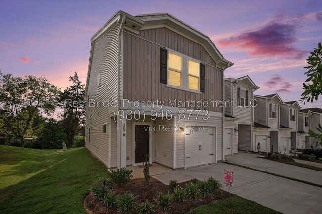 Foto del edificio - 2070 Old Rivers Rd