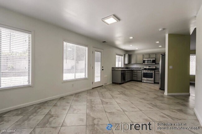 Foto del edificio - 4 br, 2.5 bath House - 9404 Lazy Creek Dr,...