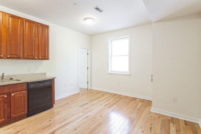 Building Photo - 1310 N Carlisle St