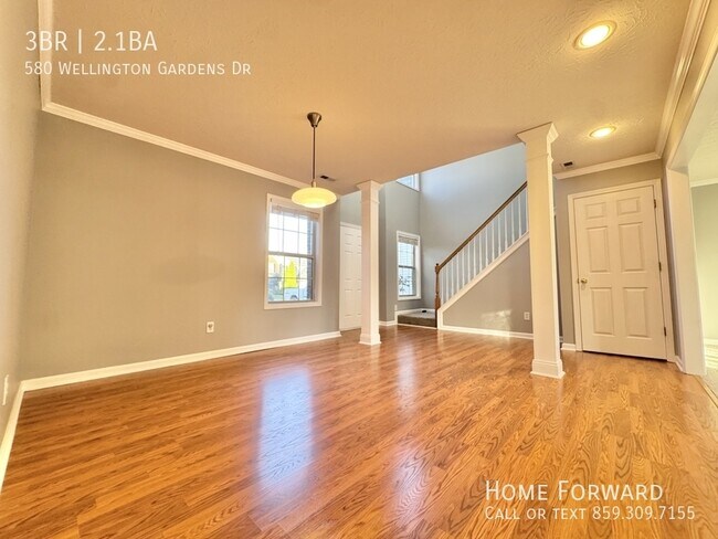 Foto del edificio - 580 Wellington Gardens Dr