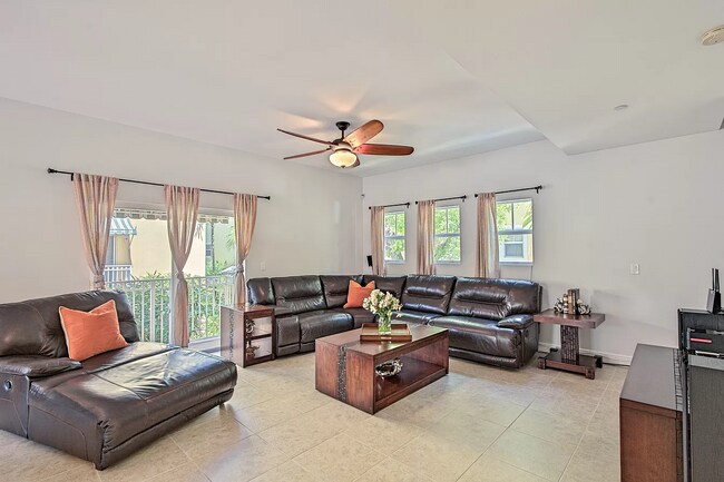 Foto del edificio - 708 SE 15th St