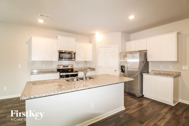 Foto del edificio - 3890 Lilly Brook Dr